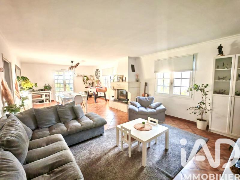 Maison - 185 m² - 5 pièces