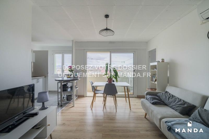 Chambre - 10 m² - 4 pièces