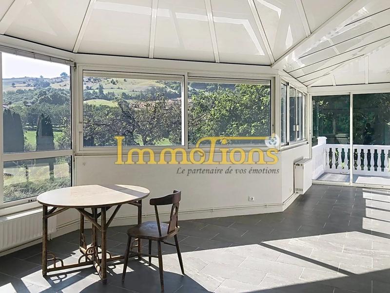 Maison - 205 m² - 7 pièces