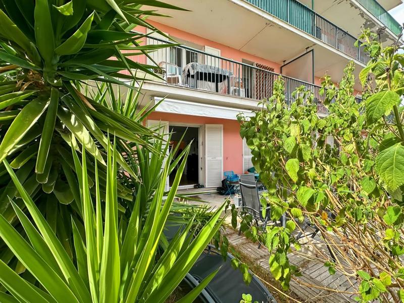 Appartement - 80 m² - 3 pièces