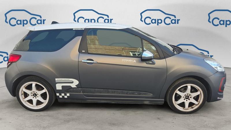 Citroën Ds3 1.6 Thp 156 Just Mat