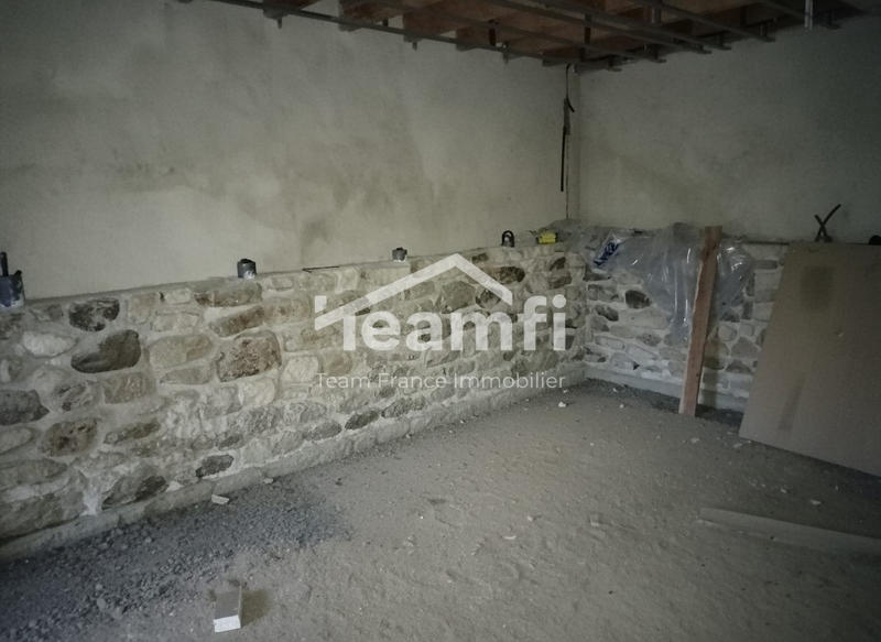 Maison ancienne - 160 m² - 2 pièces