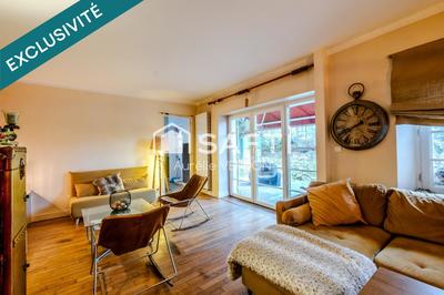 Maison - 230 m² - 7 pièces