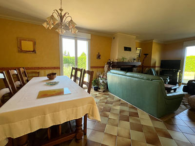 Maison - 152 m² - 6 pièces