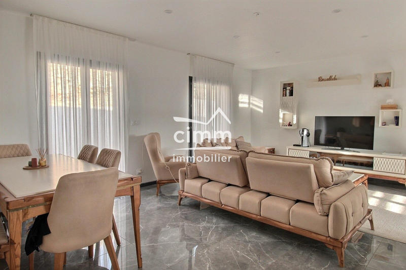 Villa - 100 m² - 4 pièces