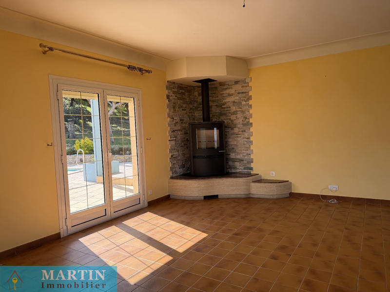 Villa - 205 m² - 6 pièces