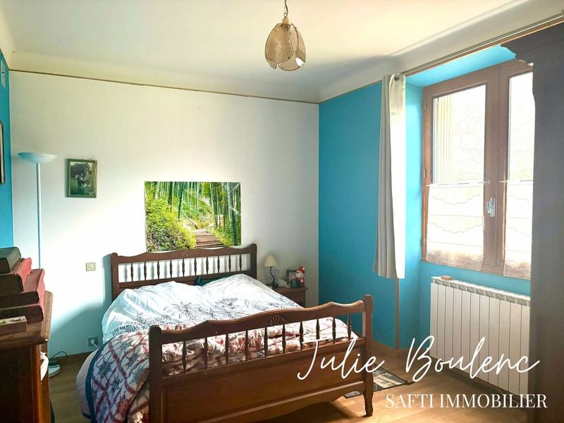 Maison - 176 m² - 6 pièces