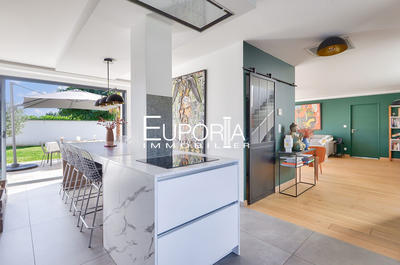 Villa - 160 m² - 6 pièces