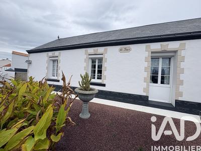 Maison - 177 m² - 8 pièces