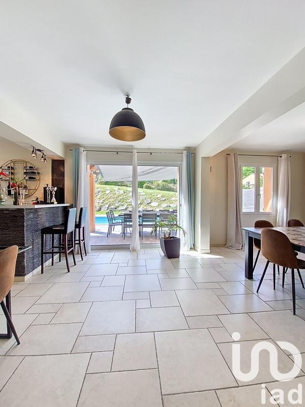 Maison - 118 m² - 5 pièces