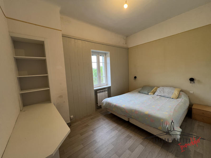 Mas - 250 m² - 8 pièces