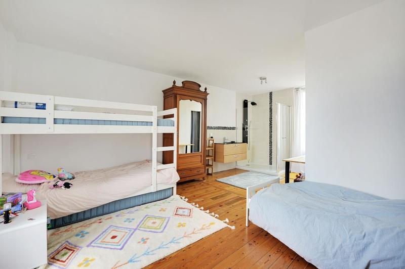 Maison - 350 m² - 7 pièces