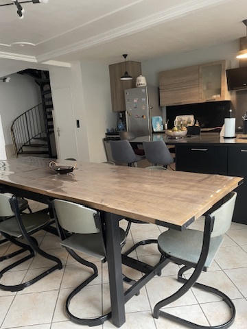 Maison - 105 m² - 5 pièces