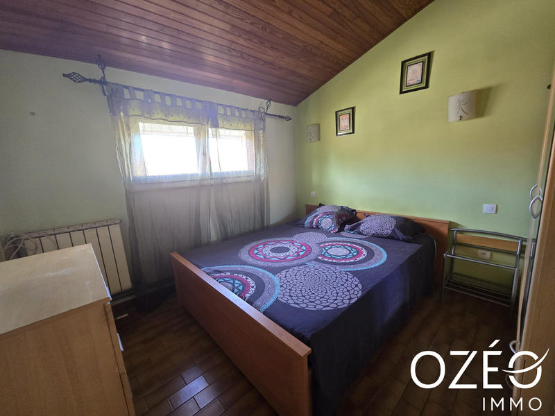 Maison traditionnelle - 173 m² - 8 pièces