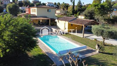 Maison - 117 m² - 4 pièces