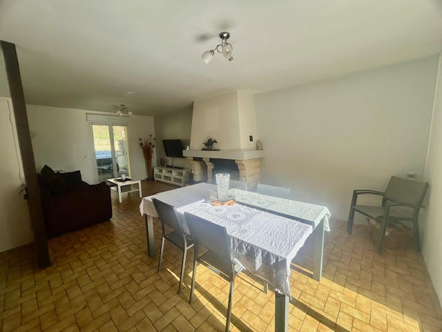 Maison - 82 m² - 5 pièces