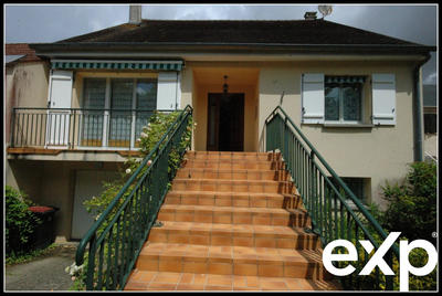 Maison traditionnelle - 200 m² - 6 pièces