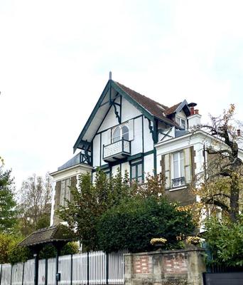 Maison - 139 m² - 7 pièces