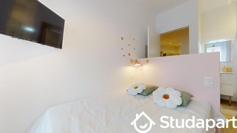 Chambre - 12 m² - 1 pièce