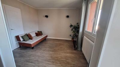Appartement - 90 m² - 5 pièces