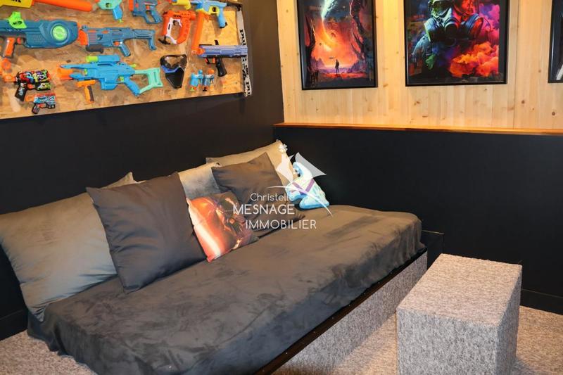 Maison - 162 m² - 6 pièces