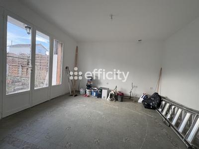 Maison - 90 m² - 3 pièces