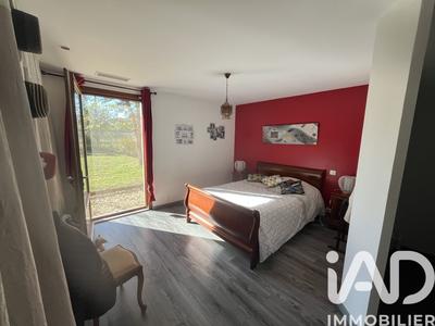 Maison - 182 m² - 5 pièces