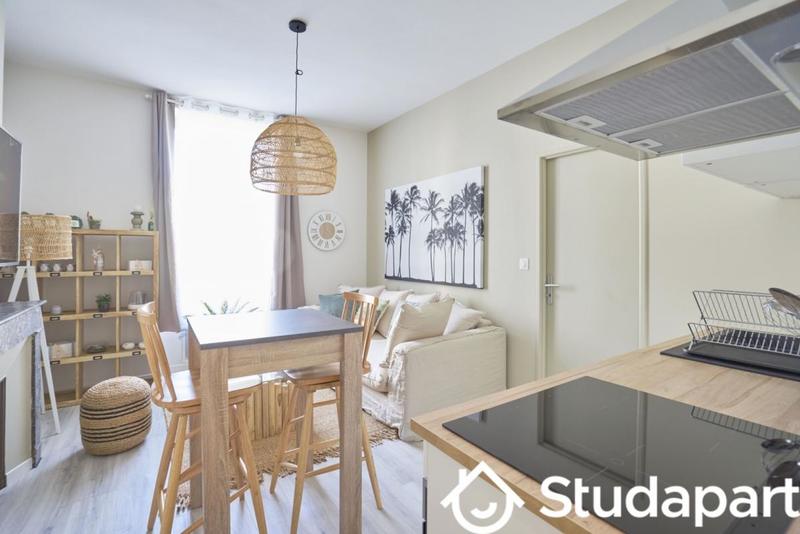 Chambre - 13 m² - 1 pièce