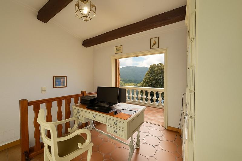 Maison - 135 m² - 4 pièces