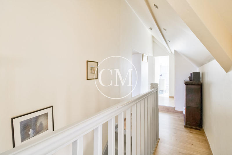 Appartement - 121 m² - 5 pièces