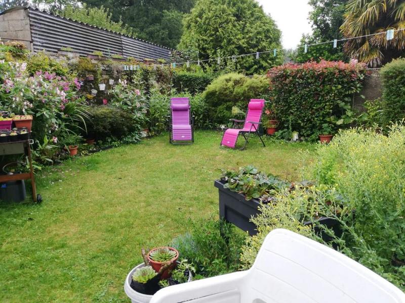 Maison - 202 m² - 9 pièces