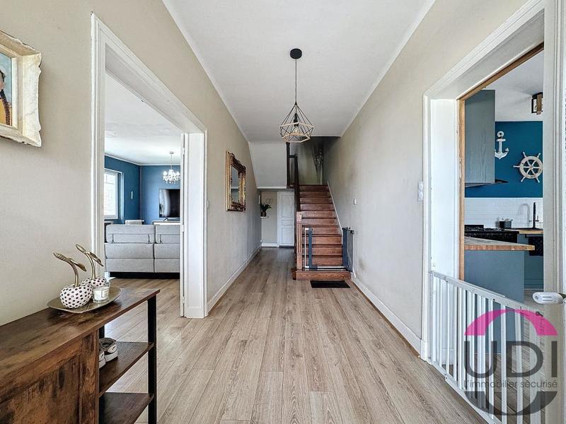 Maison - 175 m² - 5 pièces