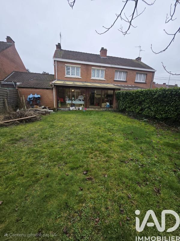 Maison - 90 m² - 5 pièces