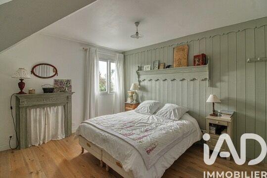 Maison - 160 m² - 8 pièces