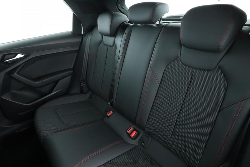 Audi A1 sportback 40 Tfsi s line s tronic 7 207 ch