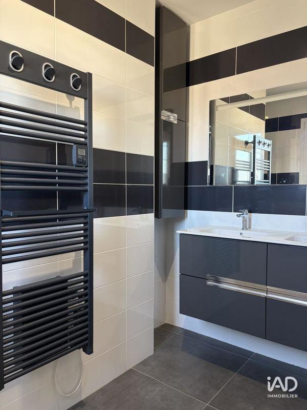 Maison - 92 m² - 3 pièces