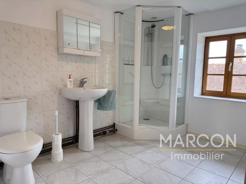 Maison - 197 m² - 7 pièces