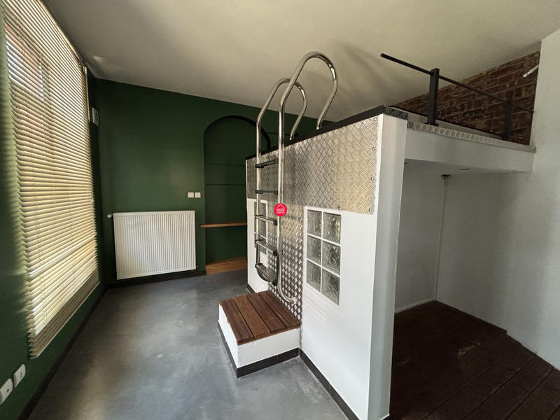 Loft - 66 m² - 3 pièces