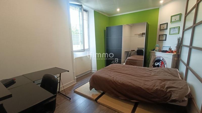 Maison - 185 m² - 6 pièces