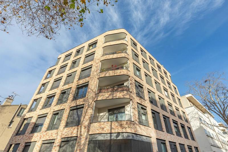 Appartement - 85 m² - 4 pièces