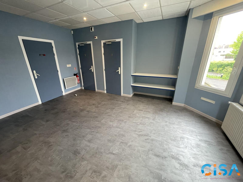 Maison - 265 m² - 10 pièces