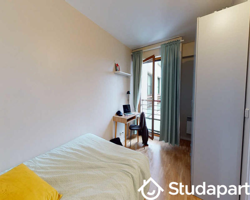 Chambre - 55 m² - 1 pièce