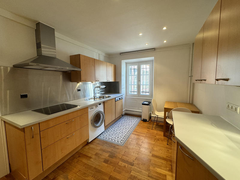 Appartement - 75 m² - 2 pièces