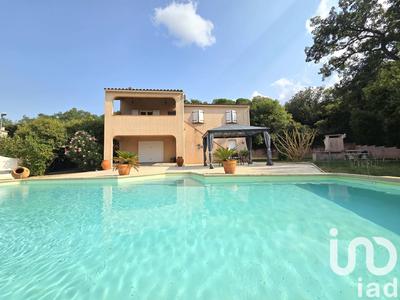 Maison - 190 m² - 4 pièces