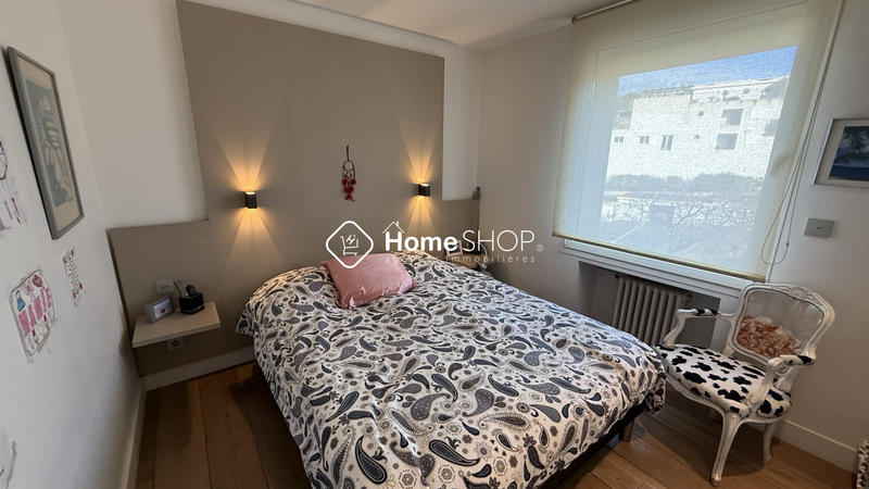 Appartement - 80 m² - 3 pièces