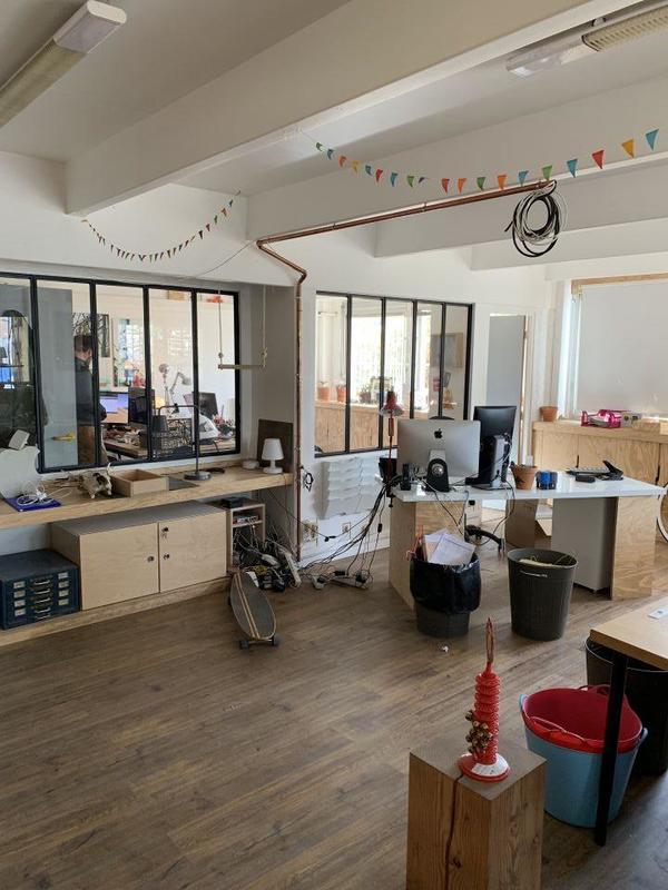 Entrepôt - 1 375 m²