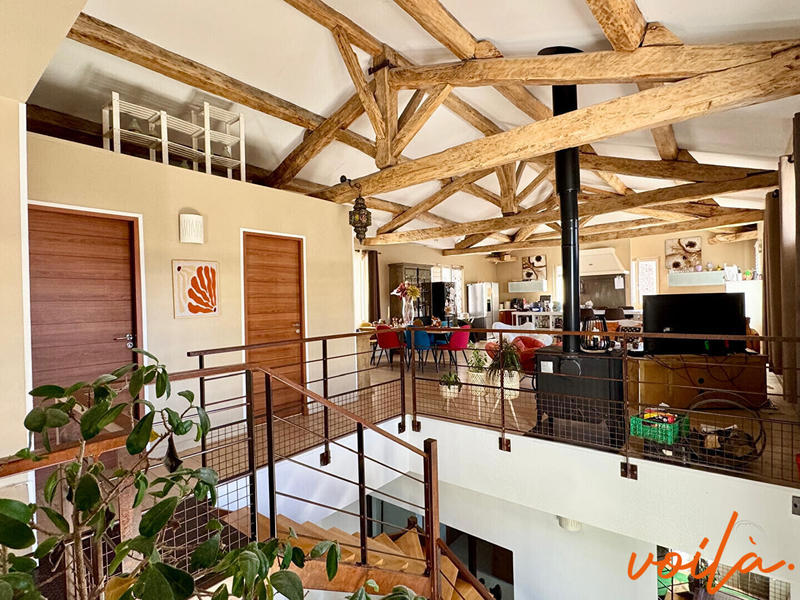 Maison - 313 m² - 8 pièces