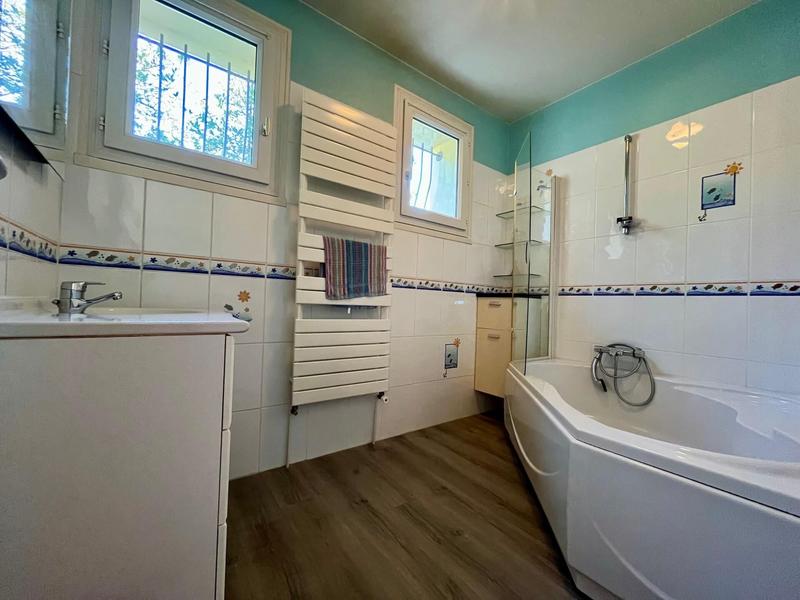 Maison - 170 m² - 6 pièces