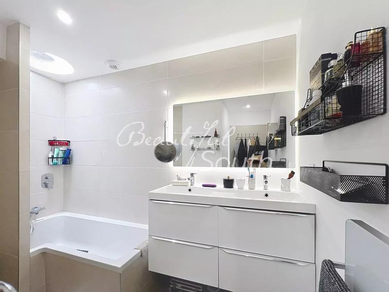 Maison - 84 m² - 4 pièces