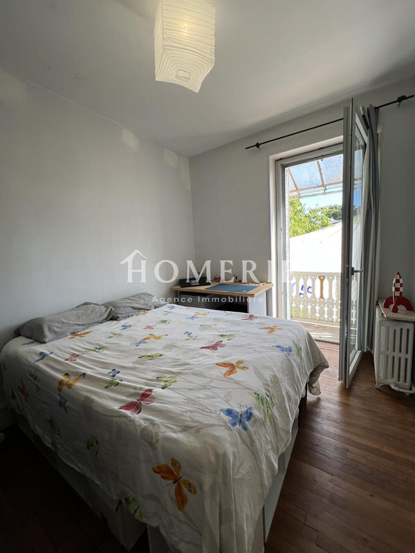 Maison - 193 m² - 8 pièces